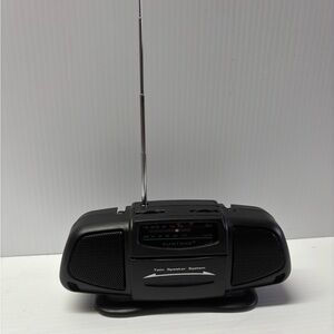 Suntone Mini Radio (tested and works, Model: RR2500) BLACK Battery AAx4 Not Incl